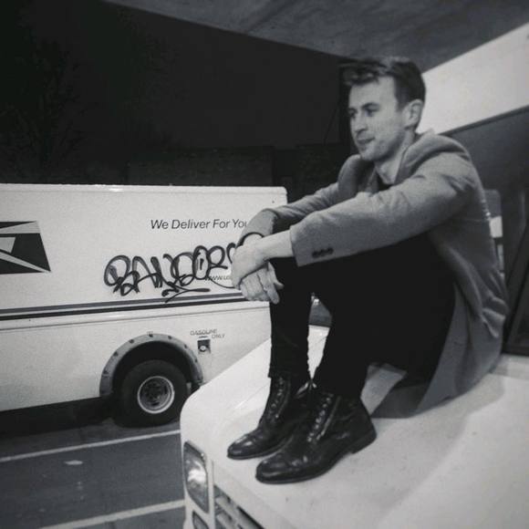 Meet your Posher, Eamon - Picture 1 of 1